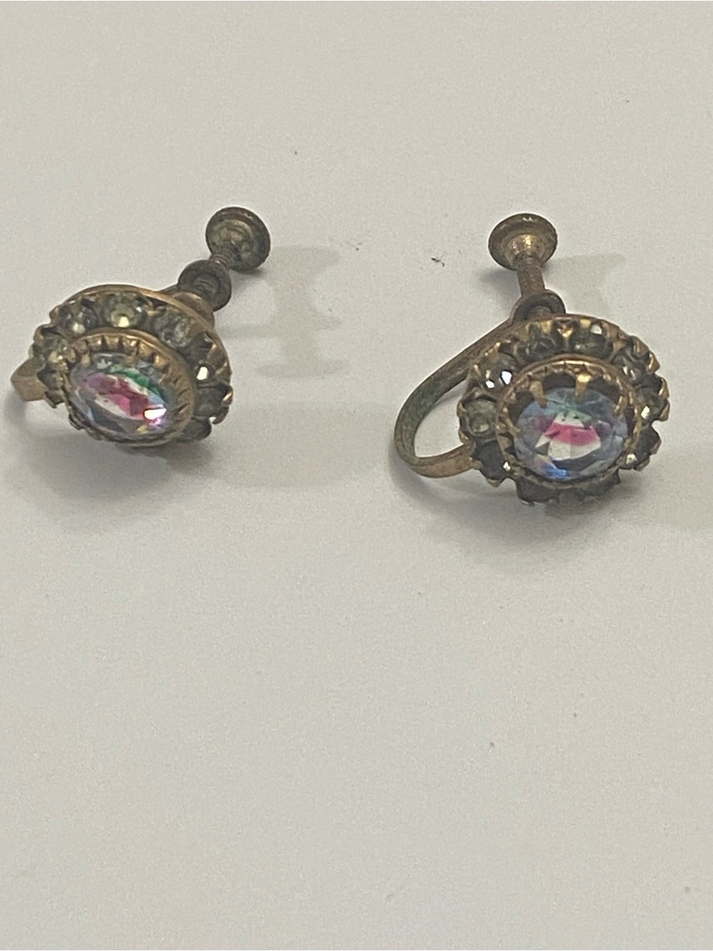 Vtg Schiaparelli Watermelon Rhinestone Screw Back Earrings Gold Tone Signed 1950